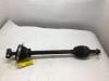 Front drive shaft, left from a Renault Twingo II (CN), 2007 / 2014 1.2 16V, Hatchback, 2-dr, Petrol, 1.149cc, 56kW (76pk), FWD, D4F772; D4FJ7, 2007-03 / 2014-09, CN0A; CNAA; CNBA; CNCA 2008