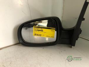 Used Wing mirror, left Opel Corsa C (F08/68) 1.4 16V Twin Port Price € 25,00 Margin scheme offered by Autobedrijf de Heer B.V.