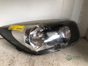 Gebrauchte Scheinwerfer rechts Kia Picanto (TA) 1.0 12V Preis € 60,00 Margenregelung angeboten von Autobedrijf de Heer B.V.