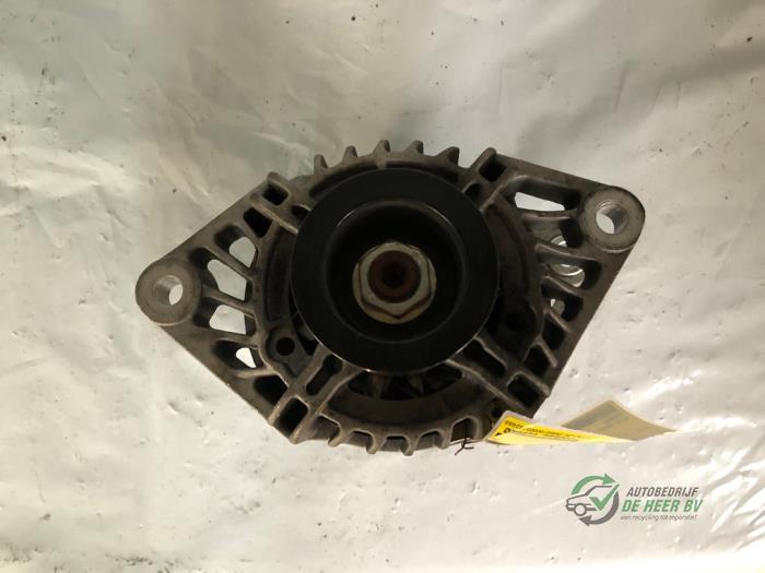 Begagnade Dynamo Alfa Romeo 147 (937) 1.6 Twin Spark 16V Pris € 50,00 Marginaltabell erbjuds av Autobedrijf de Heer B.V.
