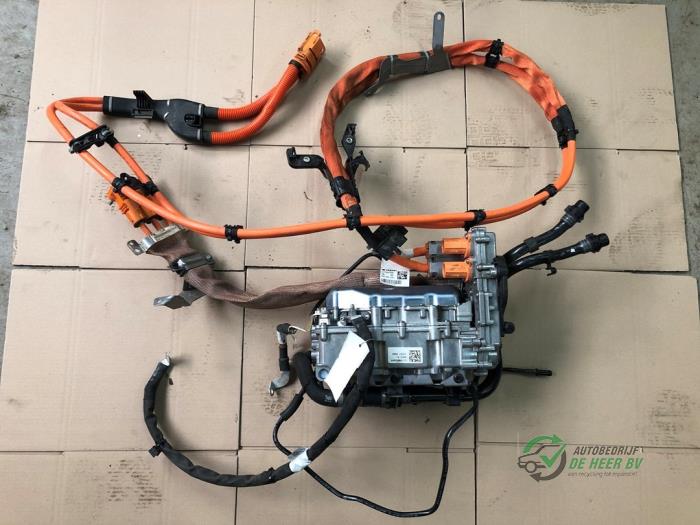Used Central electronic module Mercedes A Limousine (177.1) 1.3 A-250 e Turbo 16V Price € 350,00 Margin scheme offered by Autobedrijf de Heer B.V.