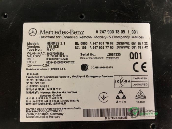 Ignition lock + computer from a Mercedes-Benz A Limousine (177.1) 1.3 A-250 e Turbo 16V 2020