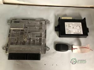 Ignition lock + computer from a Mercedes-Benz A Limousine (177.1) 1.3 A-250 e Turbo 16V 2020