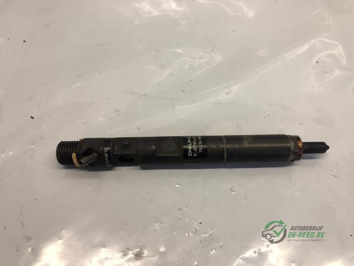 Usagé Injecteurs Renault Clio Prix € 50,00 Règlement à la marge proposé par Autobedrijf de Heer B.V.