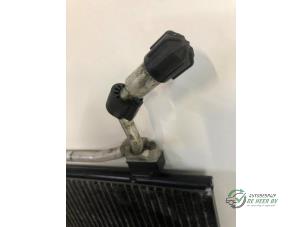 Klima Kondensor van een MINI Mini (R56) 1.6 16V Cooper S 2011