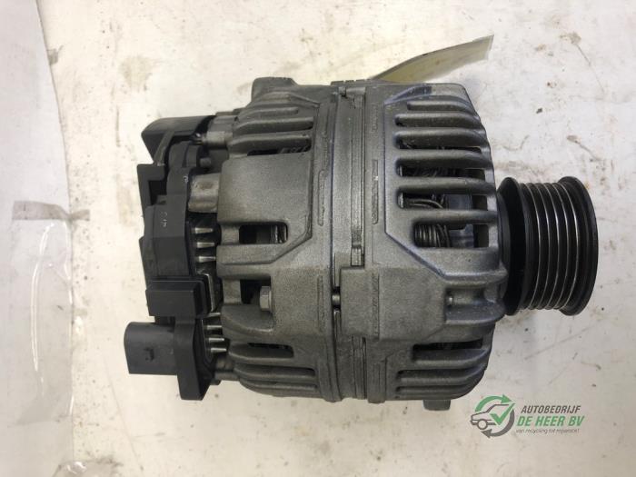 Gebrauchte Dynamo Volkswagen Golf IV (1J1) 1.4 16V Preis € 50,00 Margenregelung angeboten von Autobedrijf de Heer B.V.