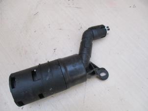 Usados Calefactor Volkswagen Caddy Precio € 18,15 IVA incluido ofrecido por Autohandel P. Caron & Zoon B.V.