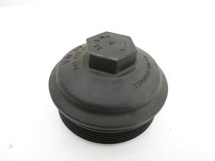 New Oil filter cover Volkswagen Transporter Price € 21,18 Inclusive VAT offered by Autohandel P. Caron & Zoon B.V.