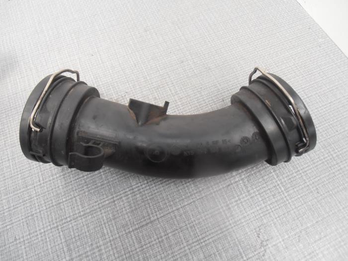Gebrauchte Turbo Rohr Volkswagen Transporter Preis € 48,40 Mit Mehrwertsteuer angeboten von Autohandel P. Caron & Zoon B.V.
