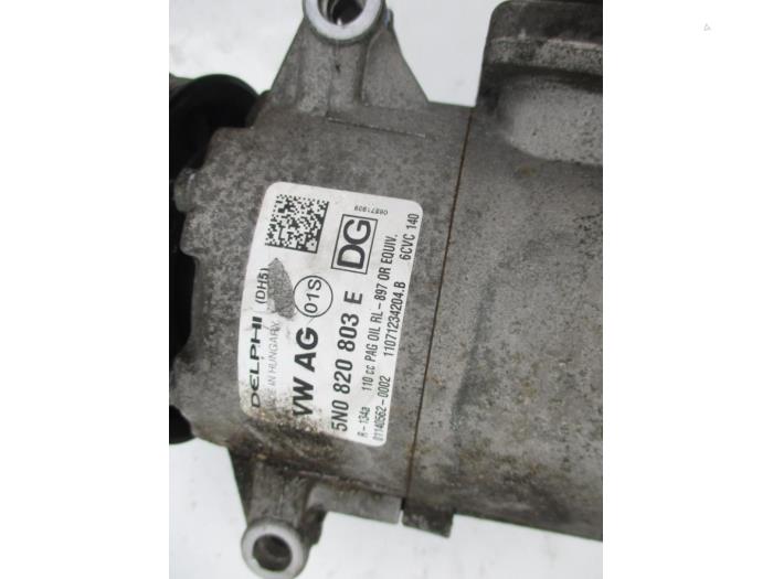 Air conditioning pump from a Volkswagen Beetle 2012