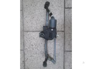 Used Wiper motor + mechanism Volkswagen Caddy Price € 72,60 Inclusive VAT offered by Autohandel P. Caron & Zoon B.V.