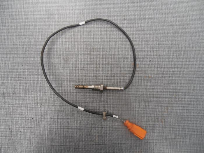 Gebrauchte Auspuff Temperatursensor Volkswagen Transporter Preis € 60,50 Mit Mehrwertsteuer angeboten von Autohandel P. Caron & Zoon B.V.