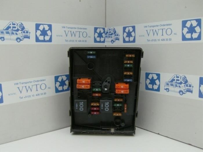 Fuse box from a Volkswagen Caddy 2008