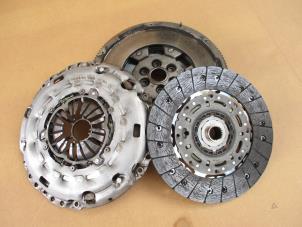 Used Clutch kit (complete) Volkswagen Caddy Price € 356,95 Inclusive VAT offered by Autohandel P. Caron & Zoon B.V.