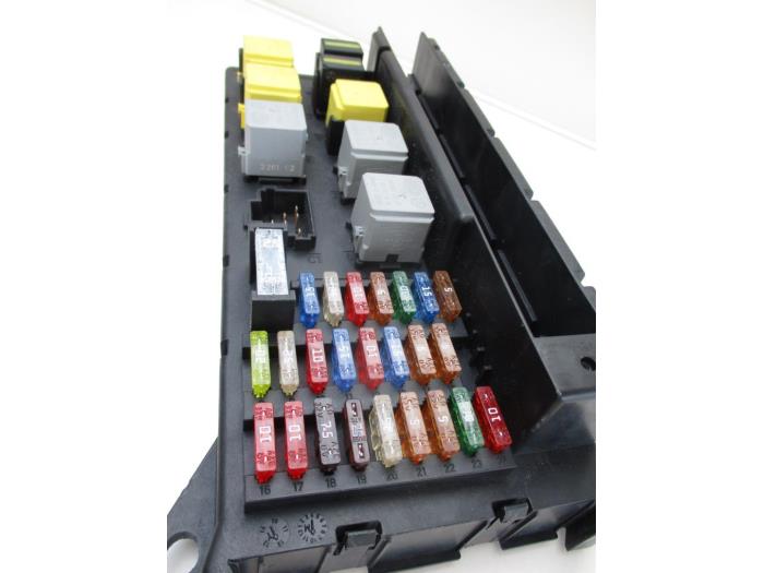 Fuse box Volkswagen Crafter 2E0937615B