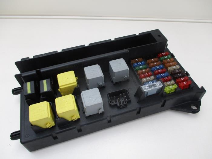 Fuse box Volkswagen Crafter 2E0937615B