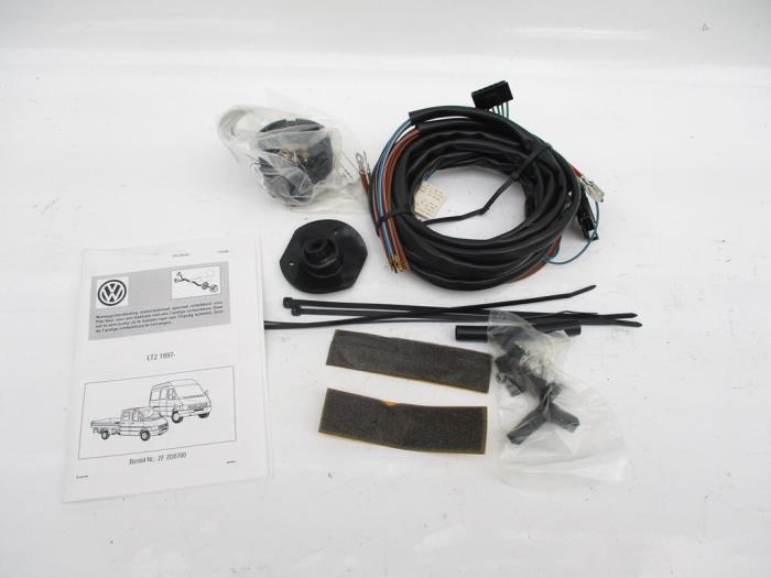 Kit câble crochet de traction d'un Volkswagen LT 1997