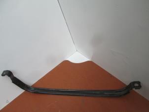 Used Fuel tank bracket Volkswagen Transporter Price € 6,05 Inclusive VAT offered by Autohandel P. Caron & Zoon B.V.