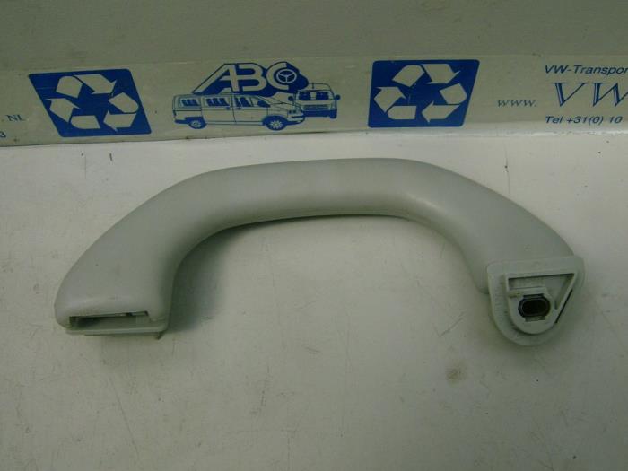 Usados Manilla Volkswagen Transporter Precio € 12,10 IVA incluido ofrecido por Autohandel P. Caron & Zoon B.V.