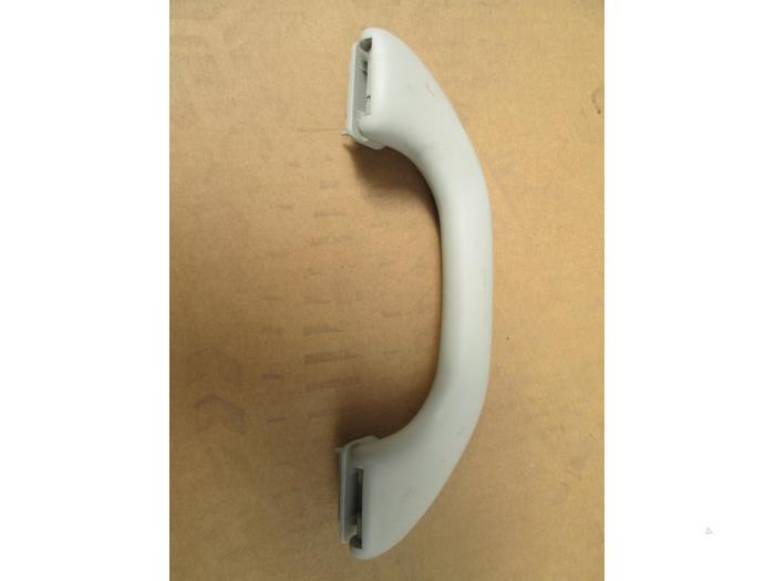 Usados Manilla Volkswagen Transporter Precio € 12,10 IVA incluido ofrecido por Autohandel P. Caron & Zoon B.V.