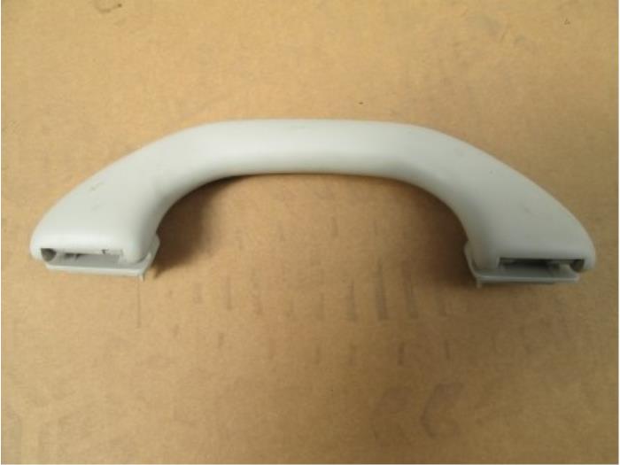 Usados Manilla Volkswagen Transporter Precio € 12,10 IVA incluido ofrecido por Autohandel P. Caron & Zoon B.V.
