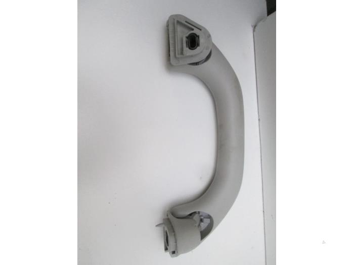 Usados Manilla Volkswagen Transporter Precio € 12,10 IVA incluido ofrecido por Autohandel P. Caron & Zoon B.V.