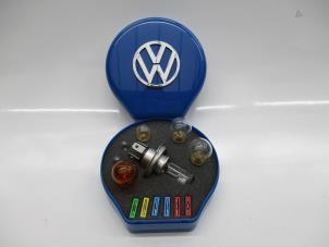 New Bulb Volkswagen Transporter Price € 11,50 Inclusive VAT offered by Autohandel P. Caron & Zoon B.V.