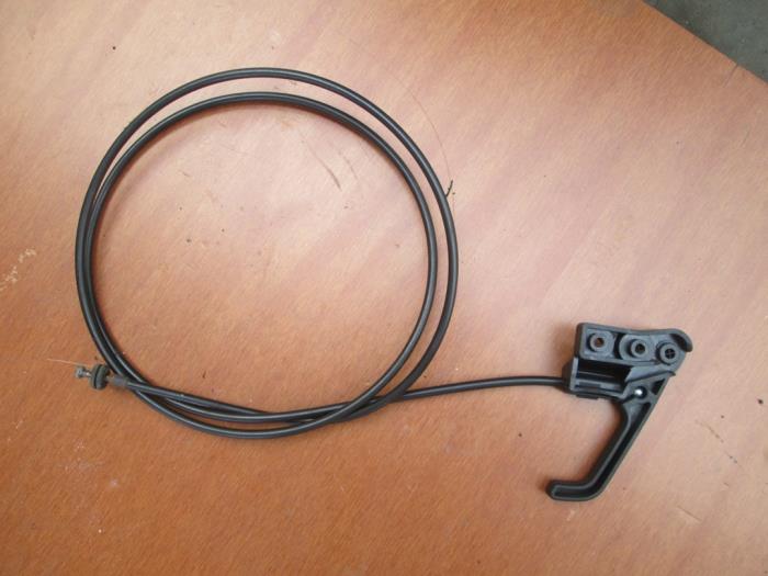 Bonnet release cable from a Volkswagen Crafter 2012