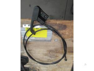 Used Bonnet release cable Volkswagen Crafter Price € 15,13 Inclusive VAT offered by Autohandel P. Caron & Zoon B.V.