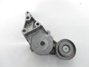 Spanrolle multiriem van een Volkswagen Caddy 2002