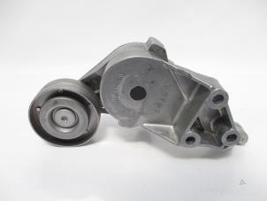 Spanrolle multiriem van een Volkswagen Caddy 2002