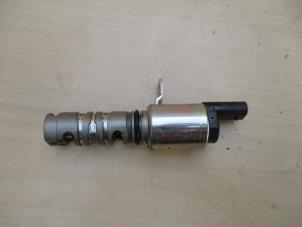 Used Camshaft adjuster Volkswagen Caddy Price € 51,43 Inclusive VAT offered by Autohandel P. Caron & Zoon B.V.