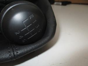 Used Gear stick cover Volkswagen Crafter Price € 30,25 Inclusive VAT offered by Autohandel P. Caron & Zoon B.V.