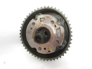 Used Camshaft adjuster Volkswagen Caddy Price € 211,75 Inclusive VAT offered by Autohandel P. Caron & Zoon B.V.
