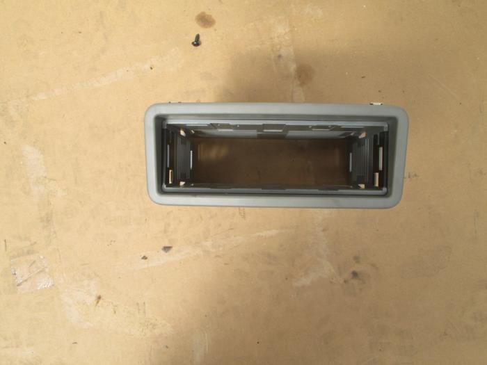 Radio control panel Volkswagen Crafter A9438400024