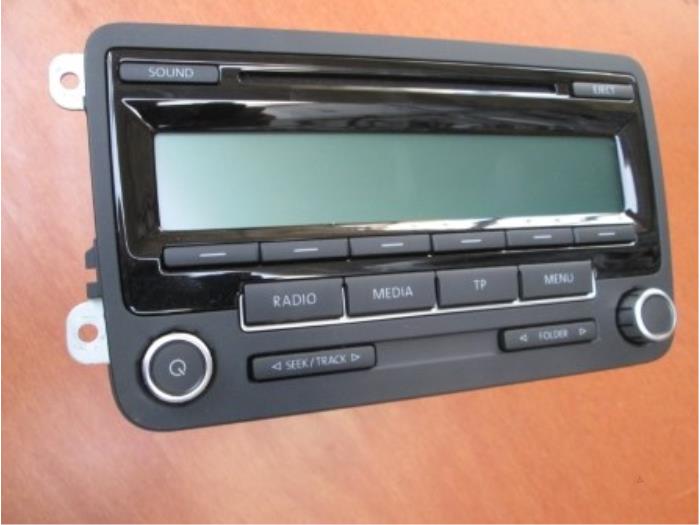Radioodtwarzacz CD z Volkswagen Transporter 2012