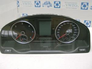 Usagé Instrument de bord Volkswagen Transporter Prix € 272,25 Prix TTC proposé par Autohandel P. Caron & Zoon B.V.
