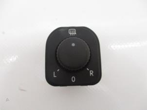 Used Mirror switch Volkswagen Amarok Price € 15,13 Inclusive VAT offered by Autohandel P. Caron & Zoon B.V.