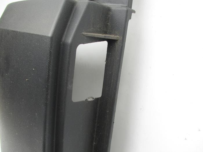 Krawedz tylnego swiatla pozycyjnego lewego z Volkswagen Transporter 2017