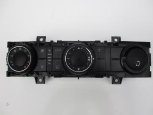 Usados Panel de control de calefacción Volkswagen Crafter Precio € 272,25 IVA incluido ofrecido por Autohandel P. Caron & Zoon B.V.