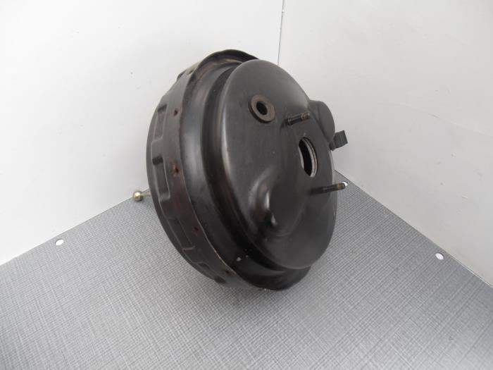 Usados Servofreno Volkswagen Transporter Precio € 151,25 IVA incluido ofrecido por Autohandel P. Caron & Zoon B.V.
