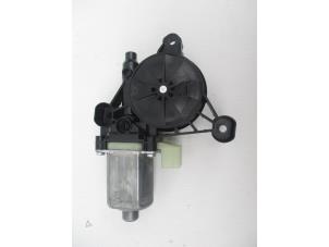Used Rear wiper motor Volkswagen Crafter Price € 60,50 Inclusive VAT offered by Autohandel P. Caron & Zoon B.V.