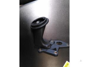Used Oil fill pipe Volkswagen LT Price € 21,18 Inclusive VAT offered by Autohandel P. Caron & Zoon B.V.