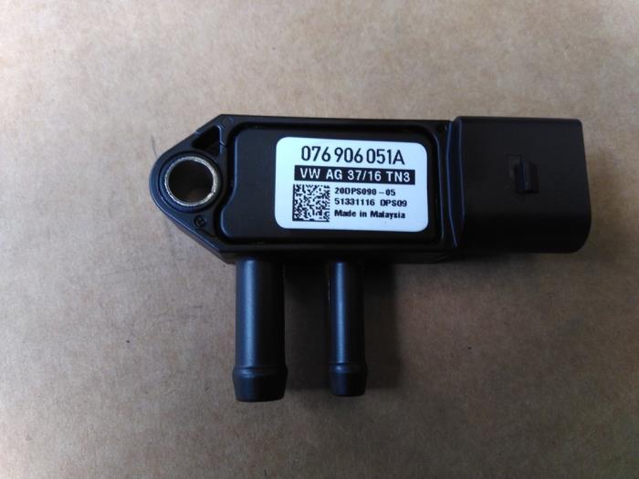 New Particulate filter sensor Volkswagen Transporter/Caravelle T5 1.9 TDi Price € 54,45 Inclusive VAT offered by Autohandel P. Caron & Zoon B.V.