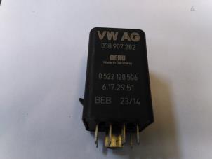 Used Glow plug relay Volkswagen Transporter T5 2.0 TDI DRF Price € 21,18 Inclusive VAT offered by Autohandel P. Caron & Zoon B.V.