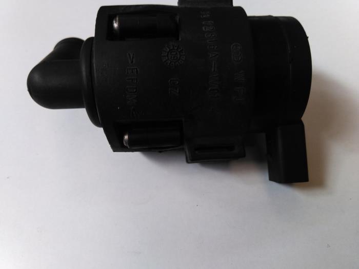 Additional water pump Volkswagen Transporter T5 2.0 TDI DRF 4Motion