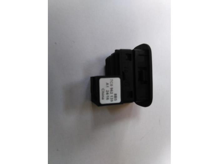 Innenbeleuchtung vorne Volkswagen Crafter 2.0 TDI 4Motion - 7C0962139