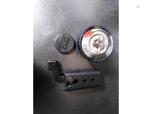 Used Electric seat switch Volkswagen Crafter 2.5 TDI 30/32/35 Price € 15,13 Inclusive VAT offered by Autohandel P. Caron & Zoon B.V.