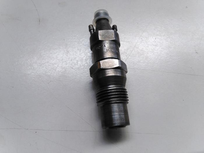 Révisé Injecteurs Volkswagen Passat (35I) 1.9 CLD,GLD Prix € 78,65 Prix TTC proposé par Autohandel P. Caron & Zoon B.V.