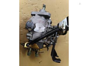 Overhauled Mechanical fuel pump Audi 80 (B3) Price € 272,25 Inclusive VAT offered by Autohandel P. Caron & Zoon B.V.